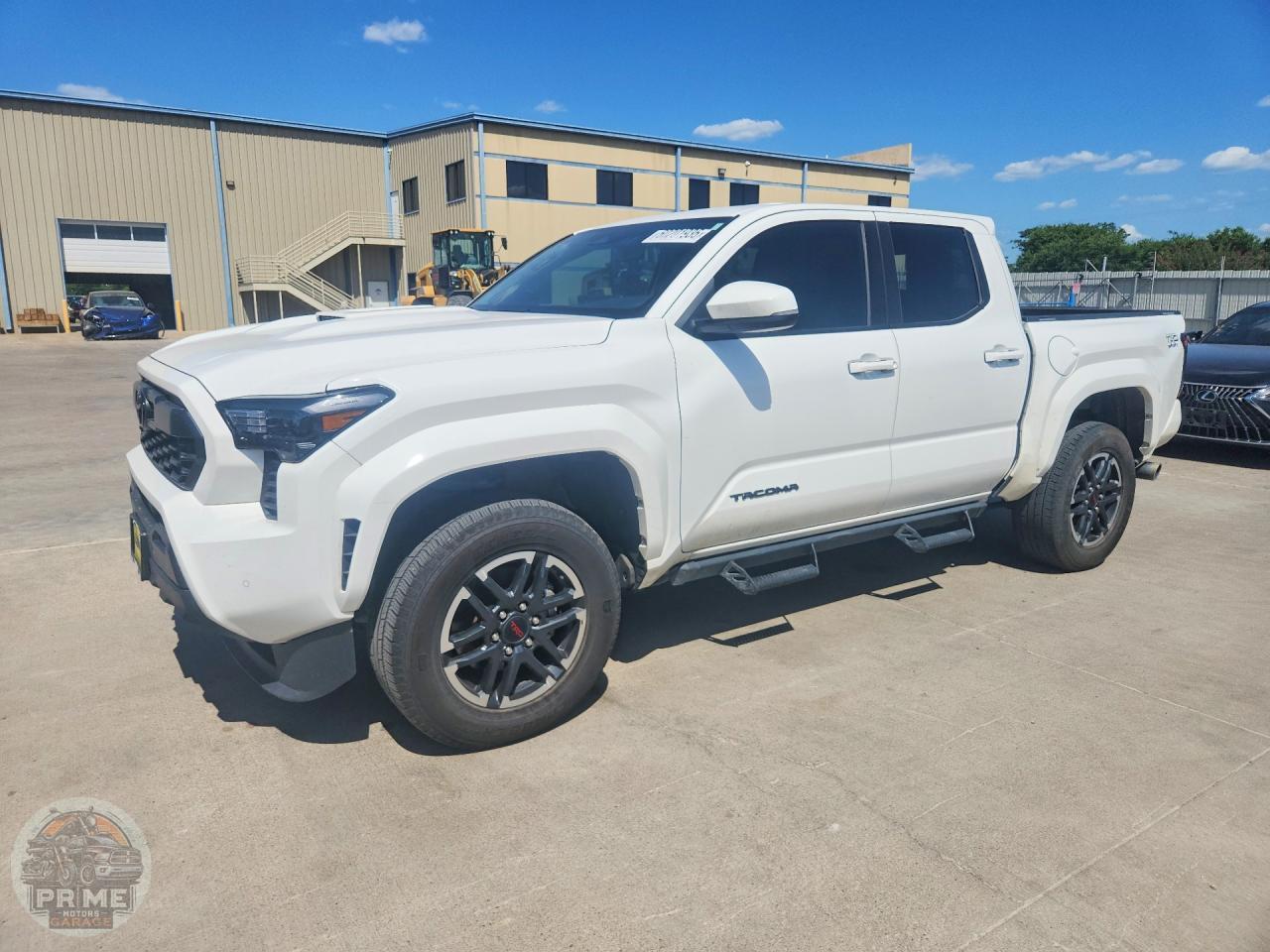 2025 TOYOTA TACOMA — фото 1