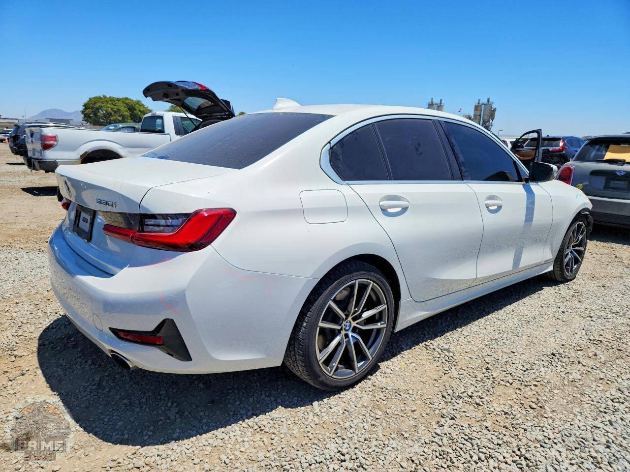 2020 BMW 3 SERIES — фото 3