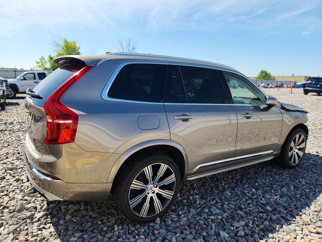 2020 VOLVO XC90 — фото 3