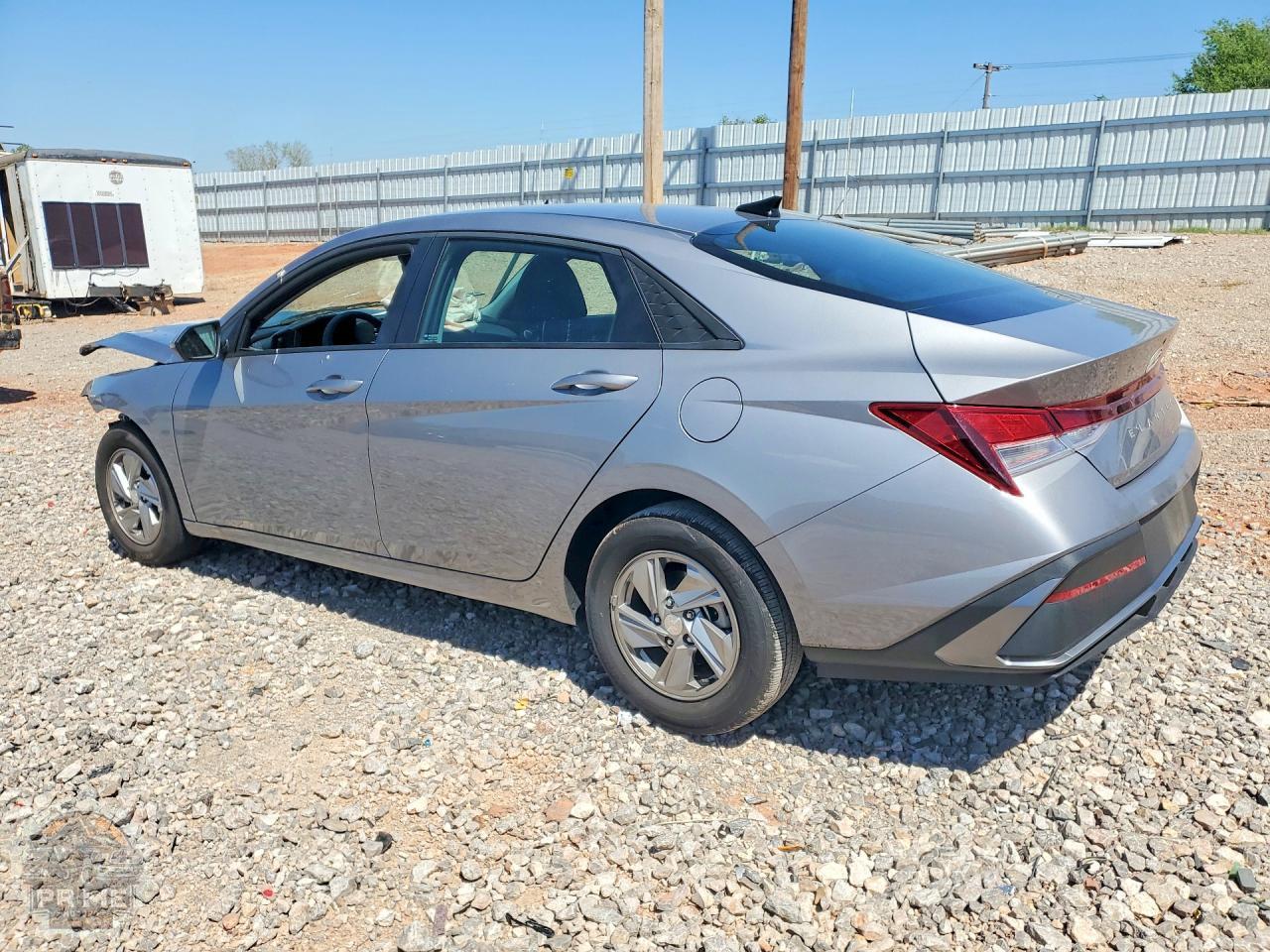 2025 HYUNDAI ELANTRA — фото 2