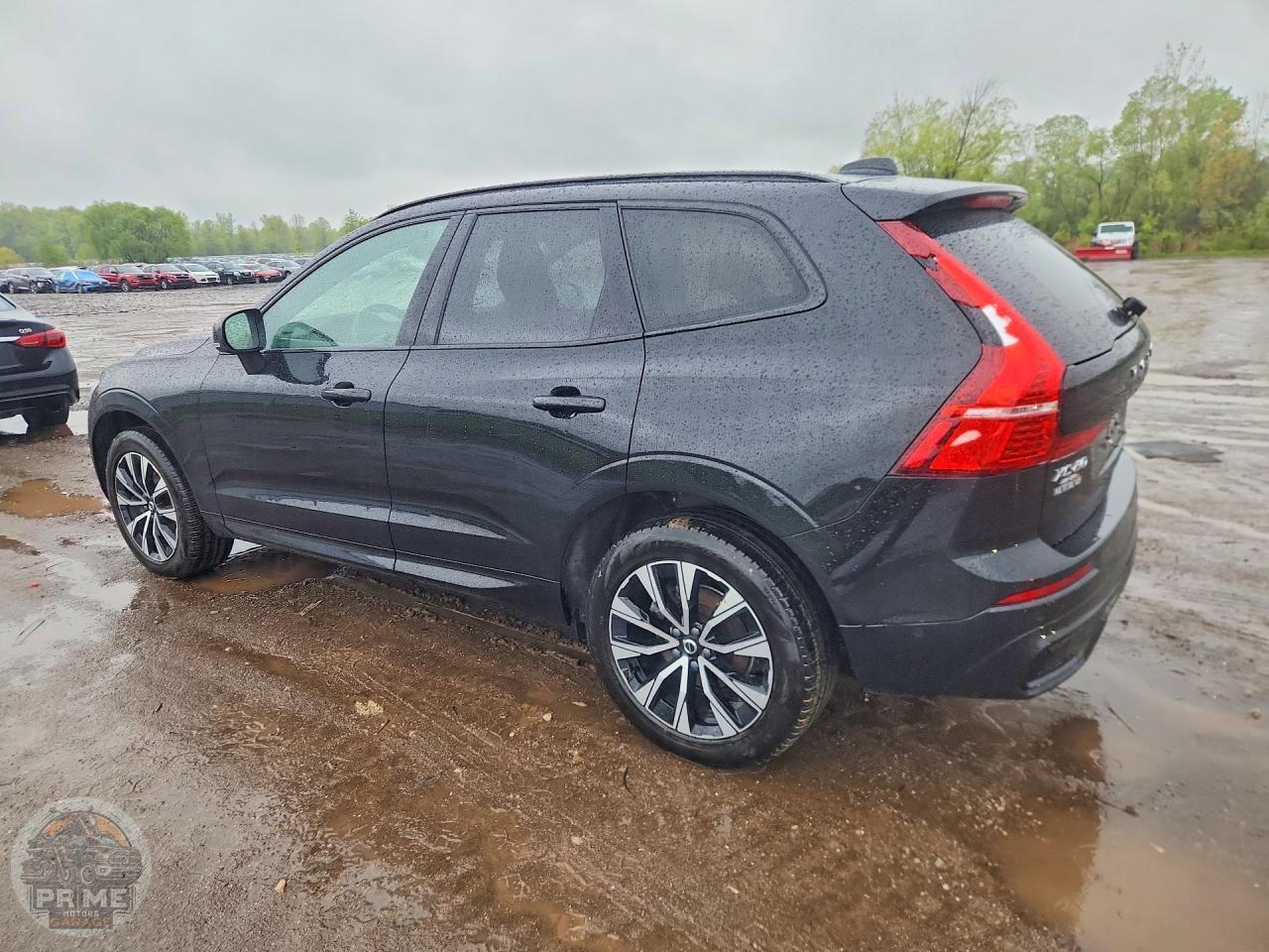 2025 VOLVO XC60 — фото 2