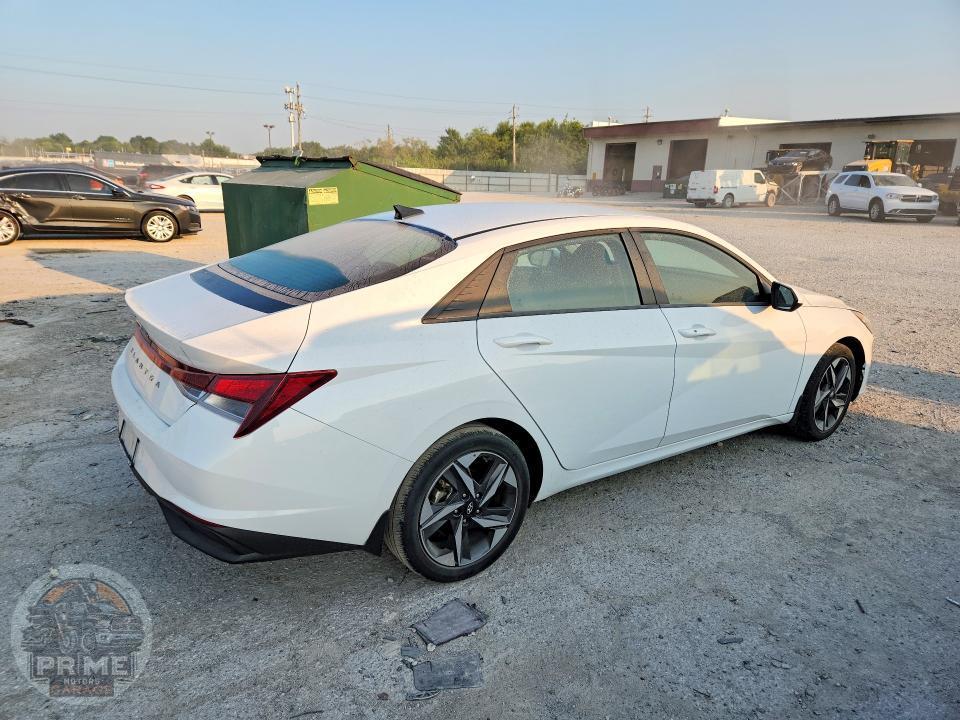 2023 HYUNDAI ELANTRA — фото 3
