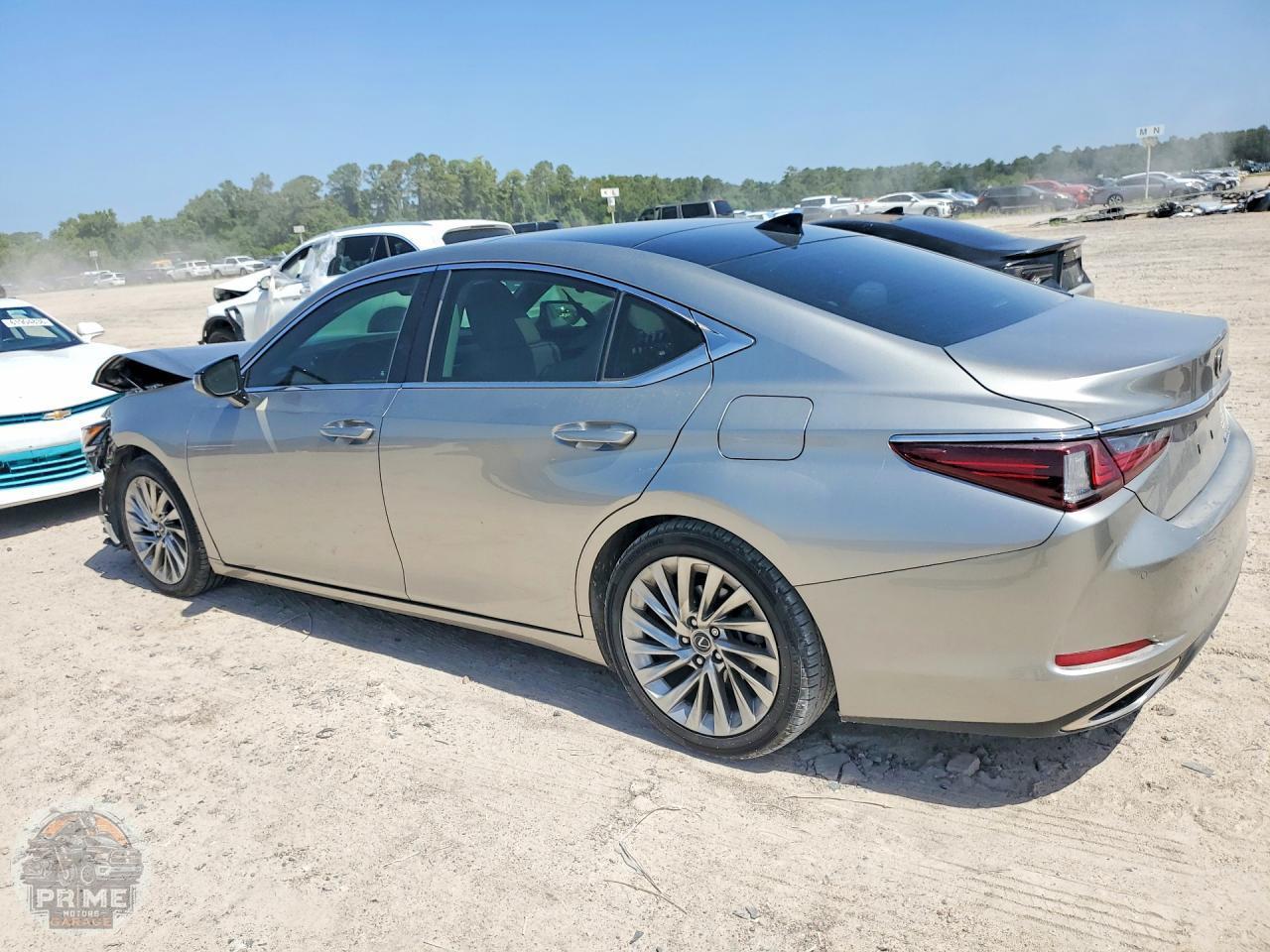 2020 LEXUS ES — фото 2