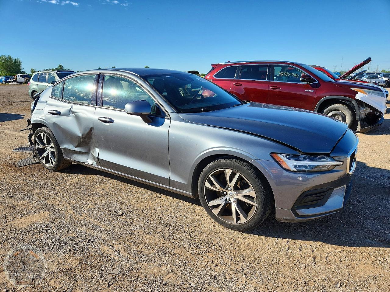 2020 VOLVO S60 — фото 4