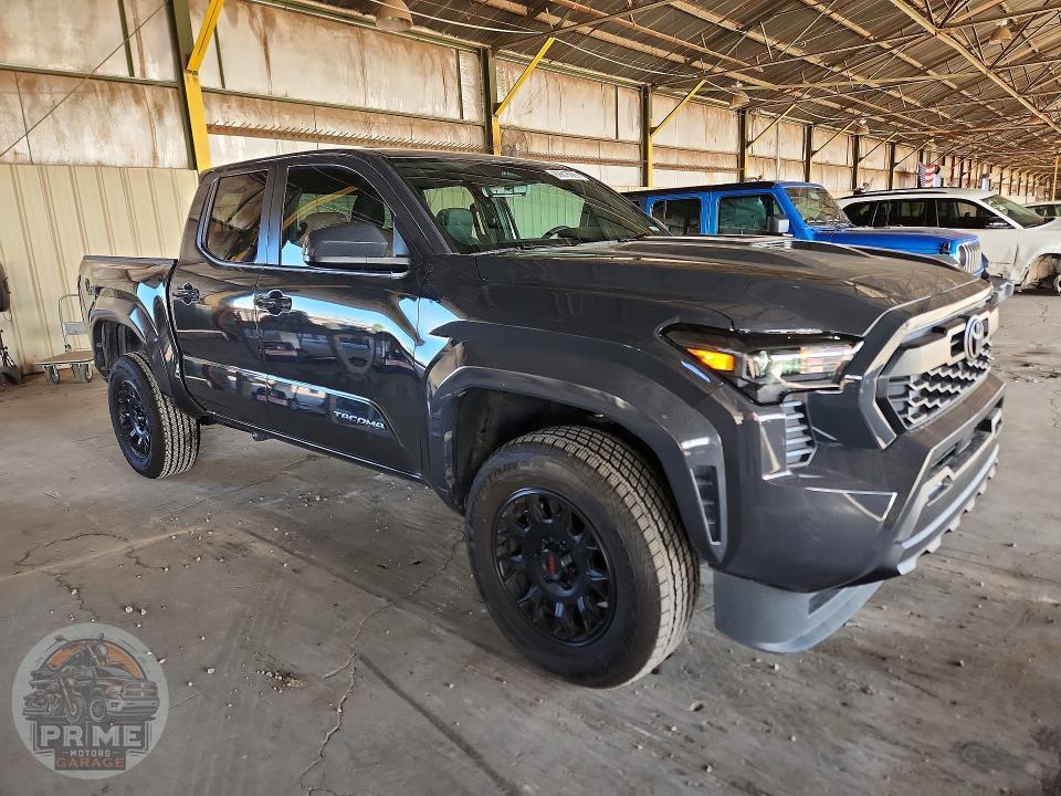 2025 TOYOTA TACOMA — фото 4