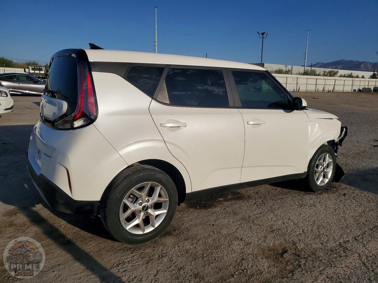 2023 KIA SOUL — фото 3