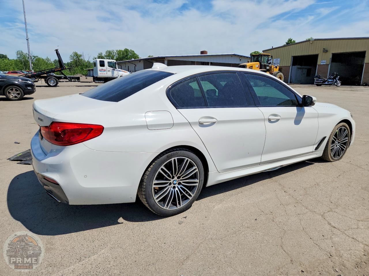 2020 BMW 5 SERIES — фото 3