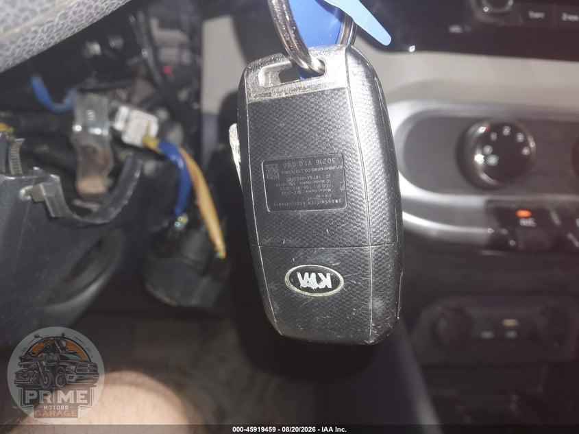 2016 KIA RIO LX — фото 11