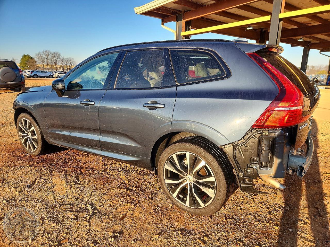 2025 VOLVO XC60 — фото 4