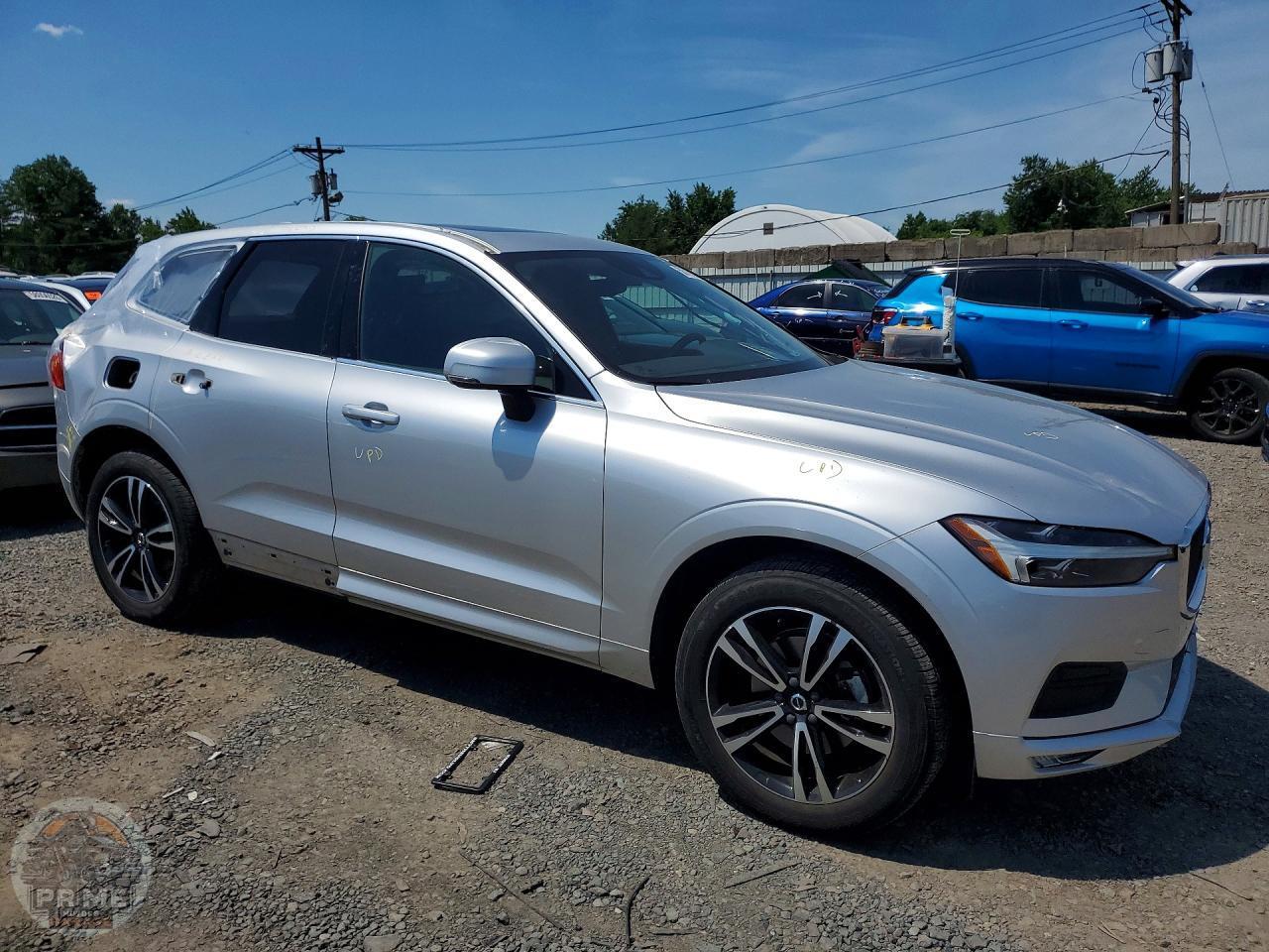 2021 VOLVO XC60 — фото 4