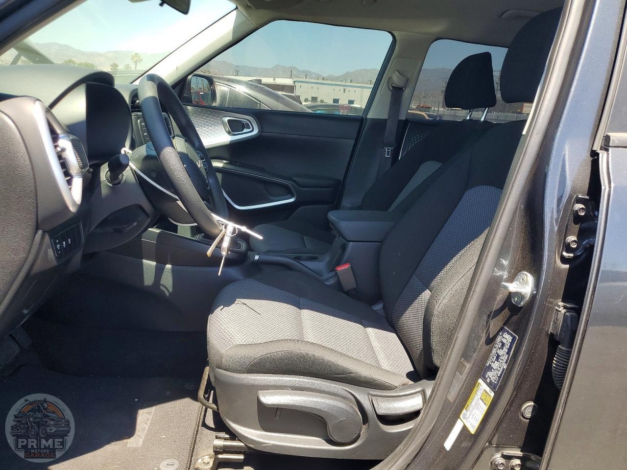 2025 KIA SOUL — фото 7