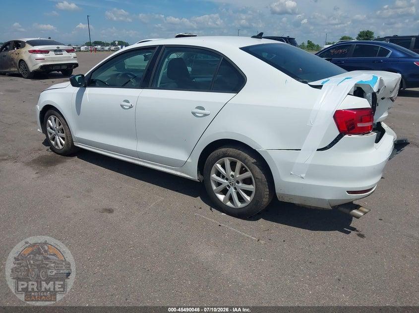 2015 VOLKSWAGEN JETTA 1.8T SE — фото 3