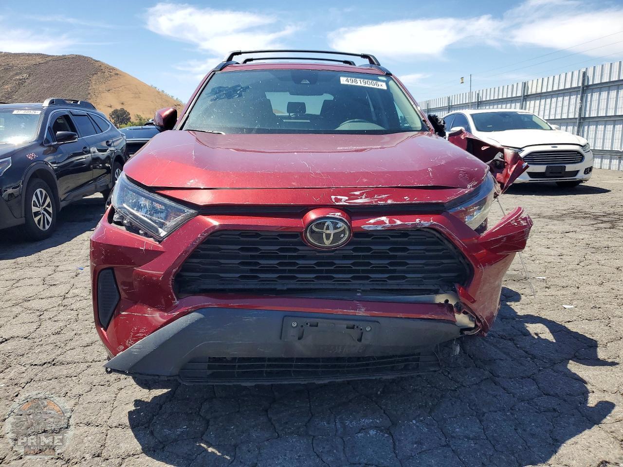 2020 TOYOTA RAV4 — фото 5