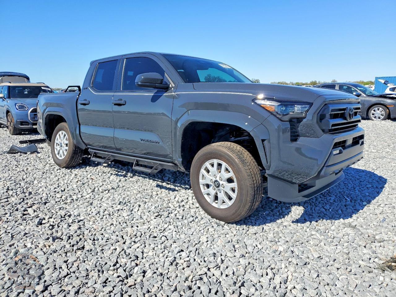 2025 TOYOTA TACOMA — фото 4