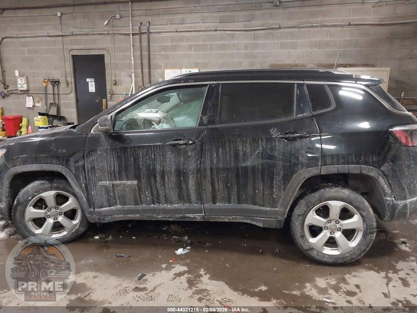 2020 JEEP COMPASS LATITUDE 4X4 — фото 14