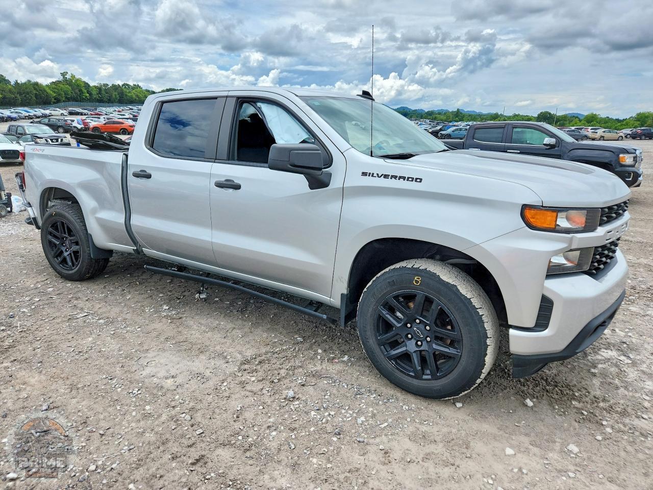 2021 CHEVROLET SILVERADO — фото 4