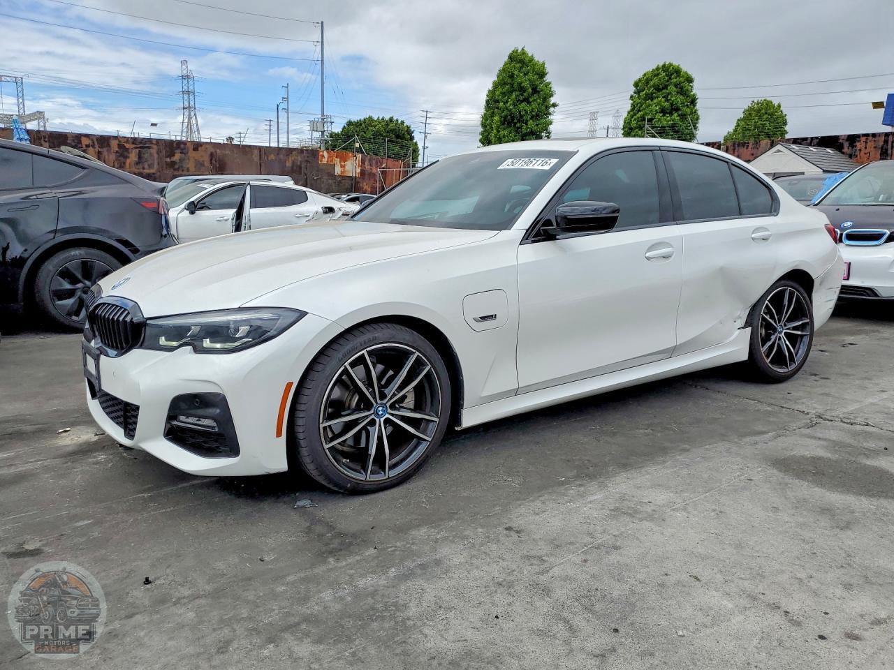 2022 BMW 3 SERIES — фото 1