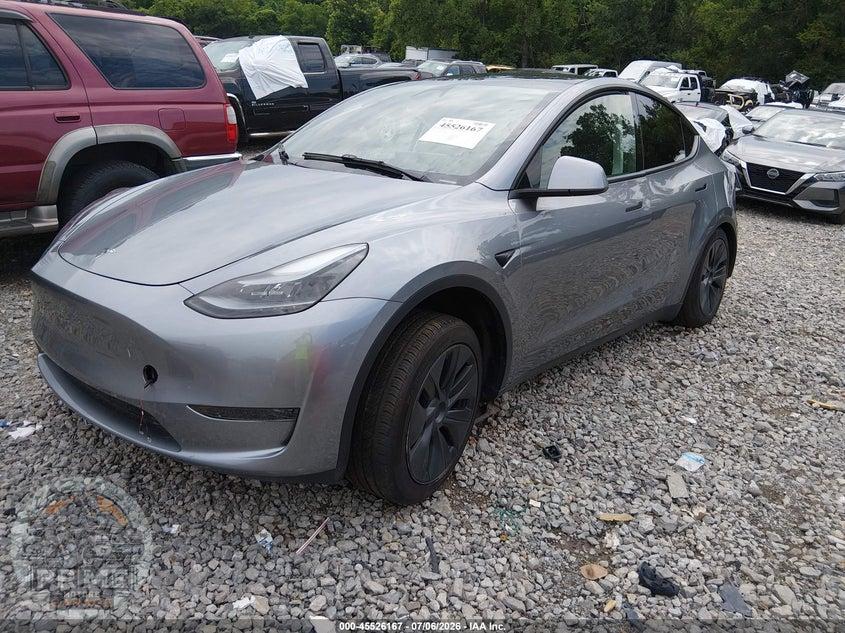 2025 TESLA MODEL Y LONG RANGE DUAL MOTOR REAR-WHEEL DRIVE — фото 2