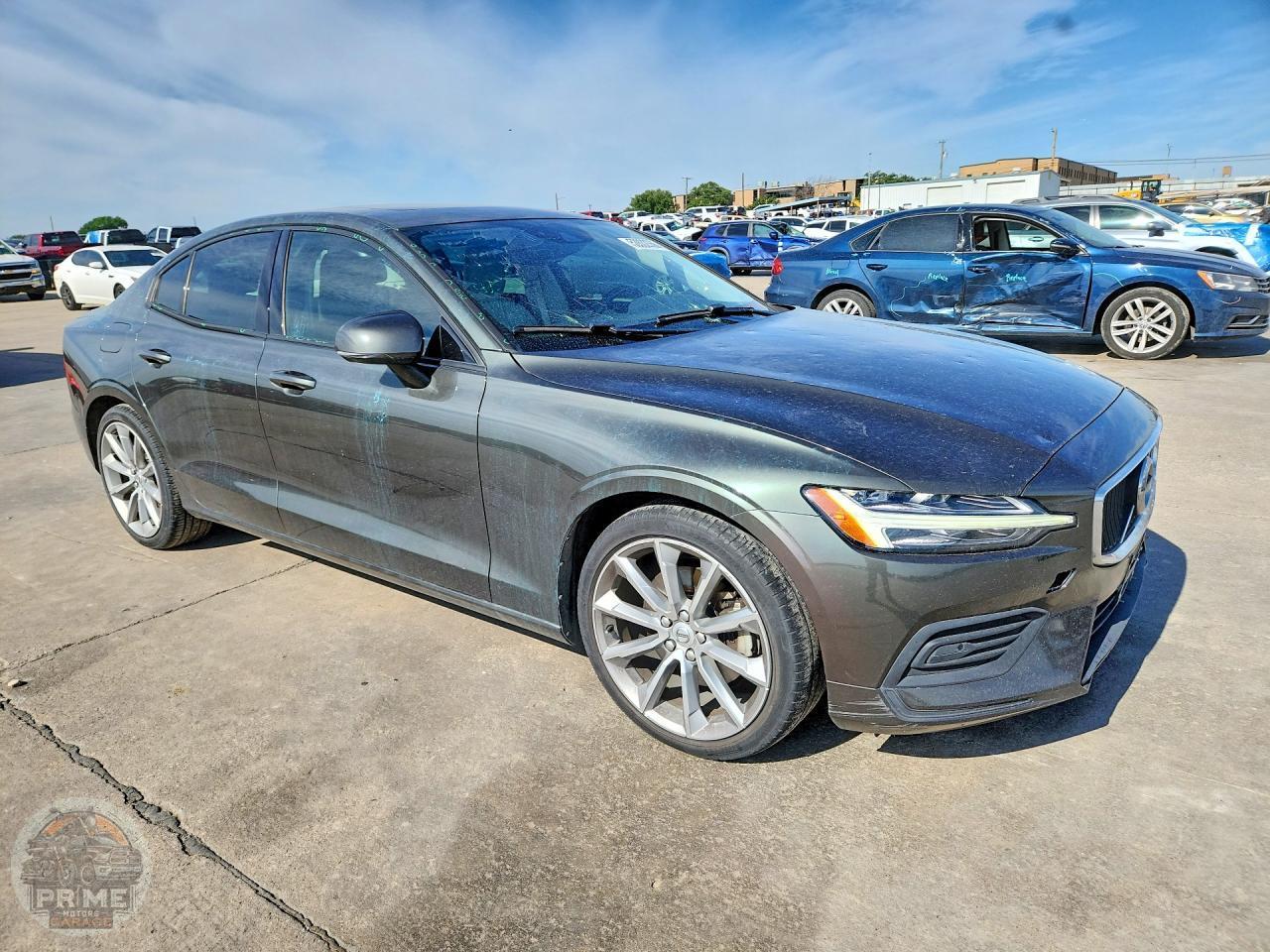 2020 VOLVO S60 — фото 4