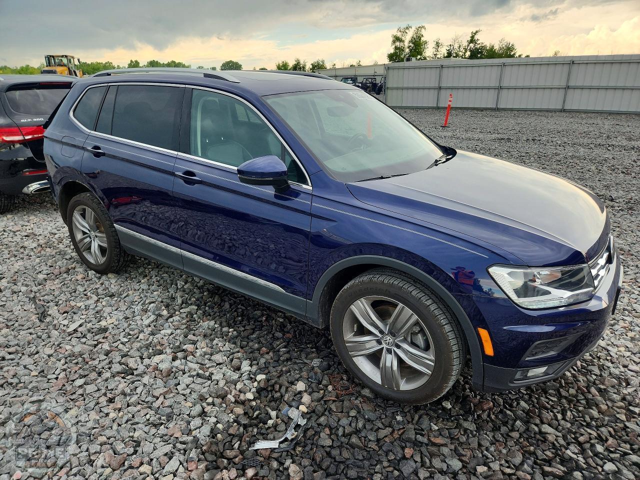 2021 VOLKSWAGEN TIGUAN — фото 4