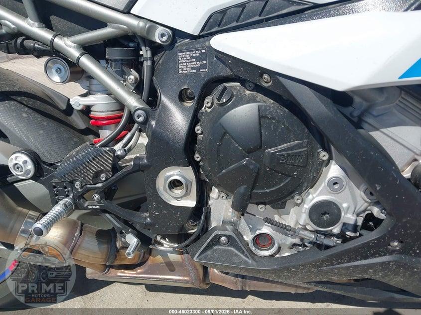 2026 BMW S 1000 RR — фото 8