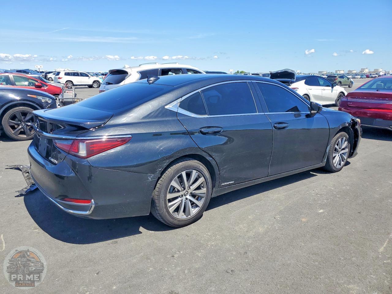 2020 LEXUS ES — фото 3