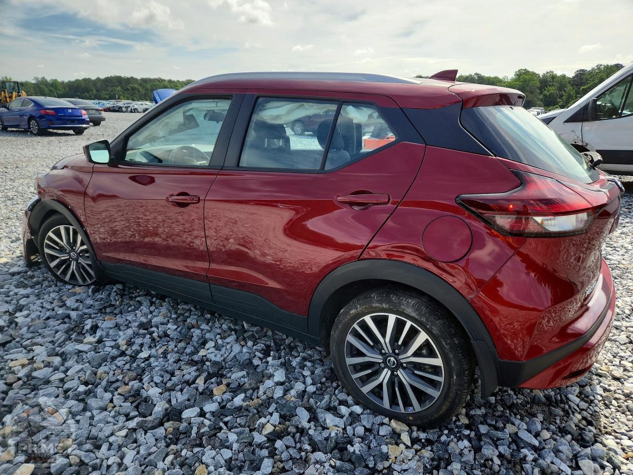 2021 NISSAN KICKS — фото 2