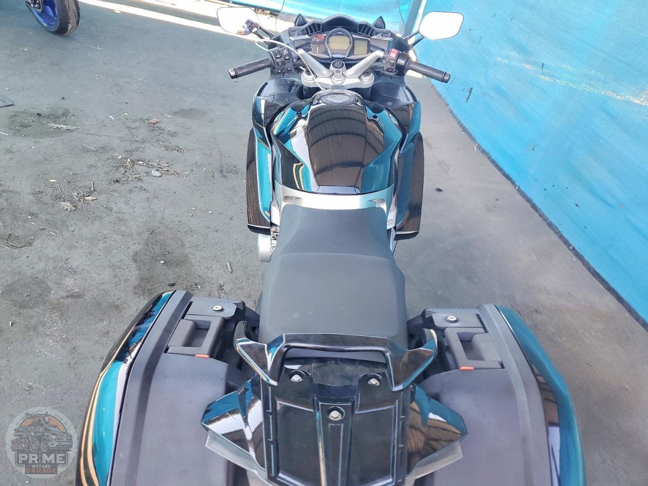 2017 YAMAHA FJR1300 — фото 6
