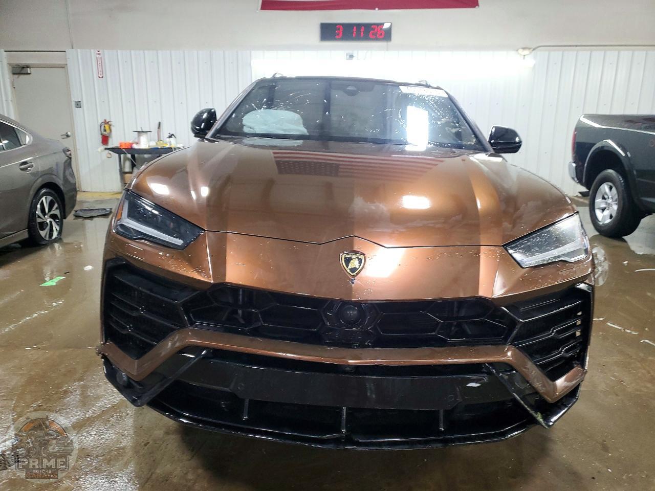2020 LAMBORGHINI URUS — фото 5