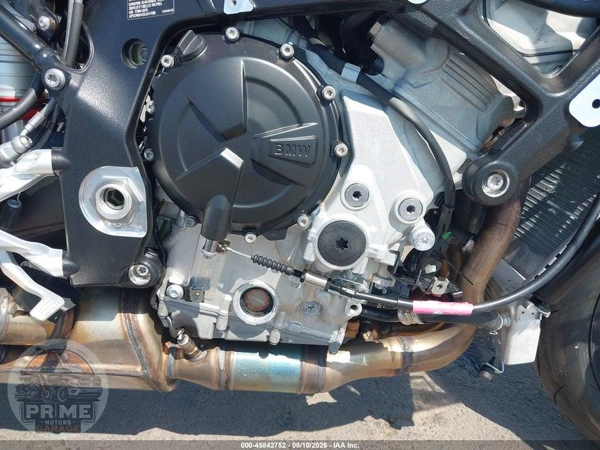 2026 BMW S 1000 RR — фото 8