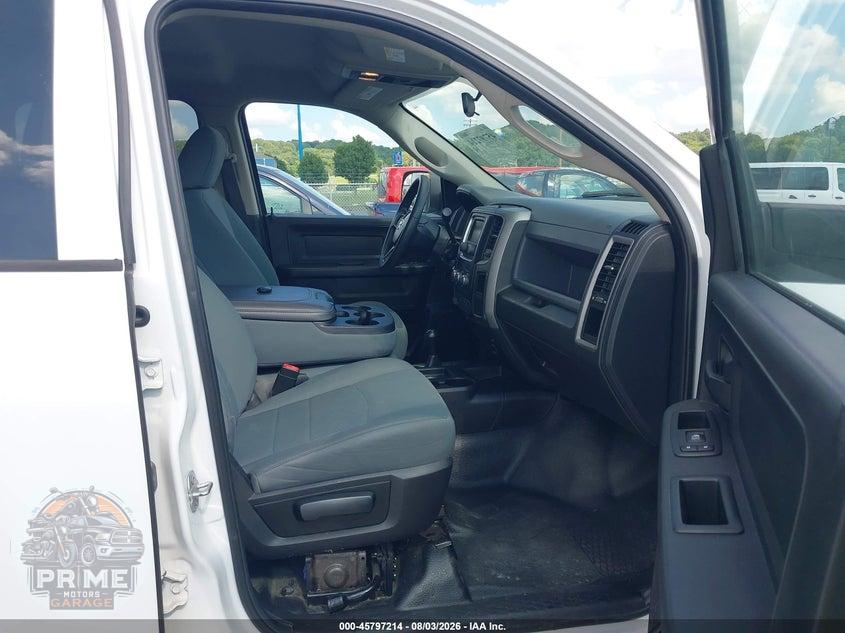 2017 RAM 3500 TRADESMAN  4X4 8' BOX — фото 5