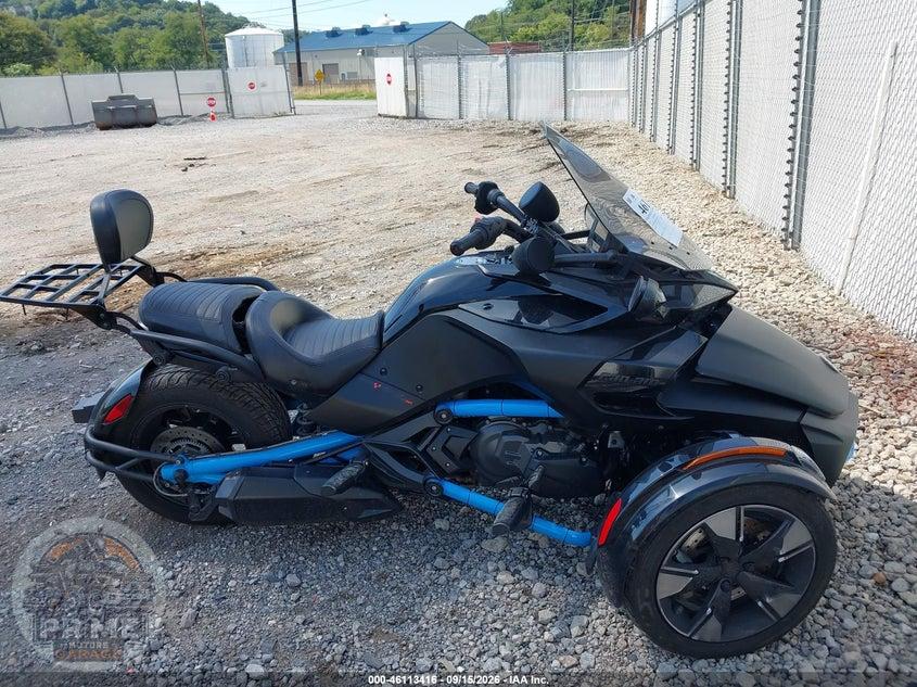 2023 CAN-AM SPYDER ROADSTER F3-S/F3-S SPECIAL SERIES — фото 12