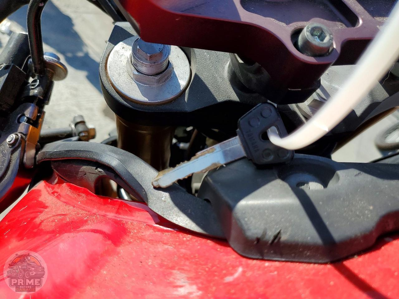 2014 YAMAHA FZ09 — фото 8