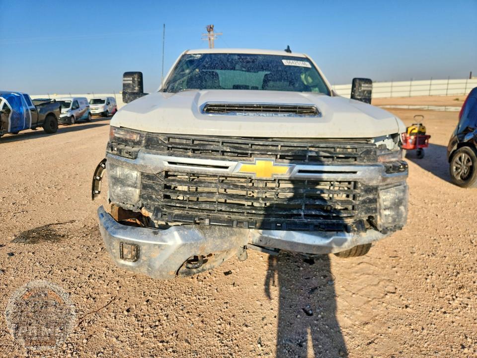 2026 CHEVROLET SILVERADO — фото 5