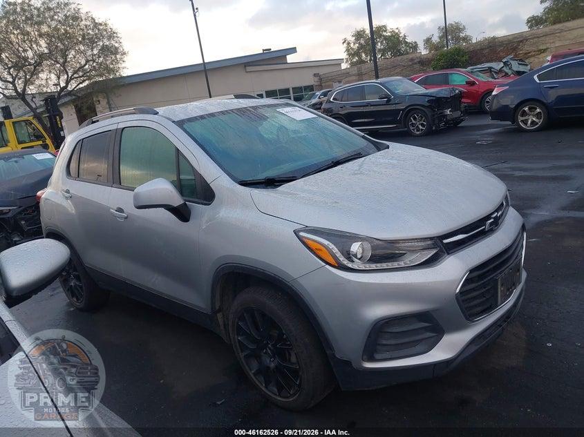 2022 CHEVROLET TRAX AWD LT — фото 13