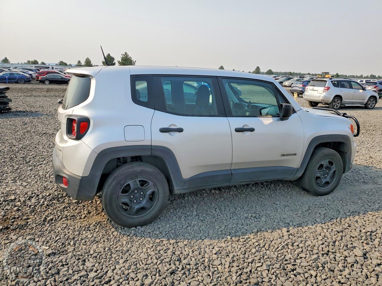 2020 JEEP RENEGADE — фото 3