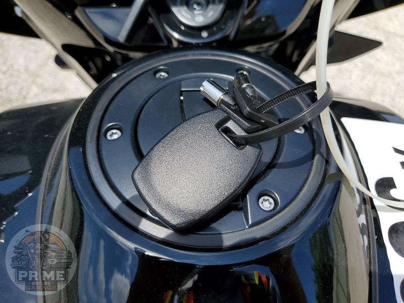2026 HARLEY-DAVIDSON FLHLT — фото 8