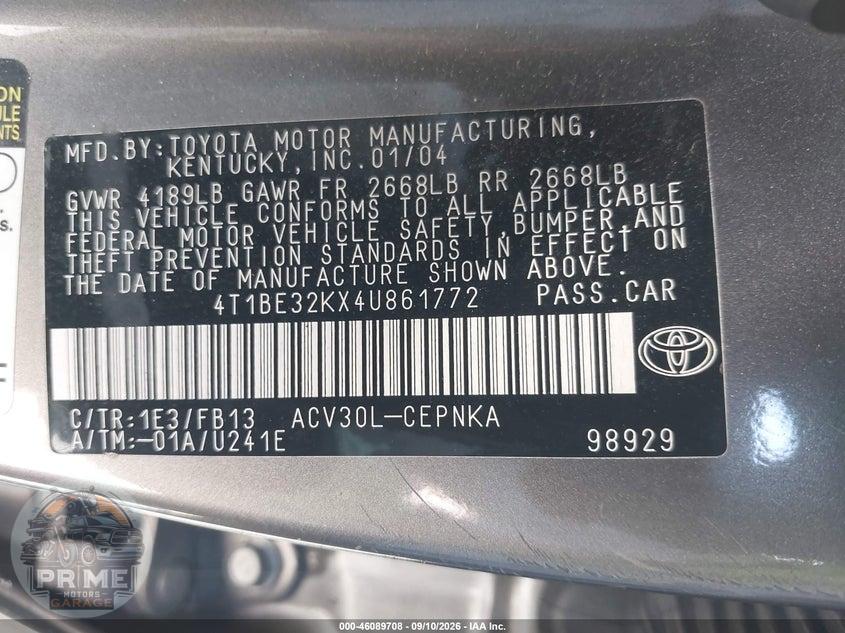 2004 TOYOTA CAMRY LE — фото 9