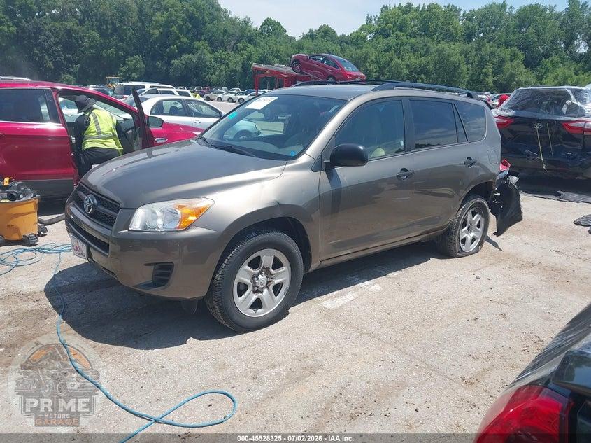 2012 TOYOTA RAV4 — фото 2