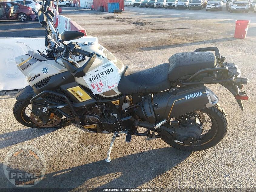 2017 YAMAHA XT1200ZC — фото 13