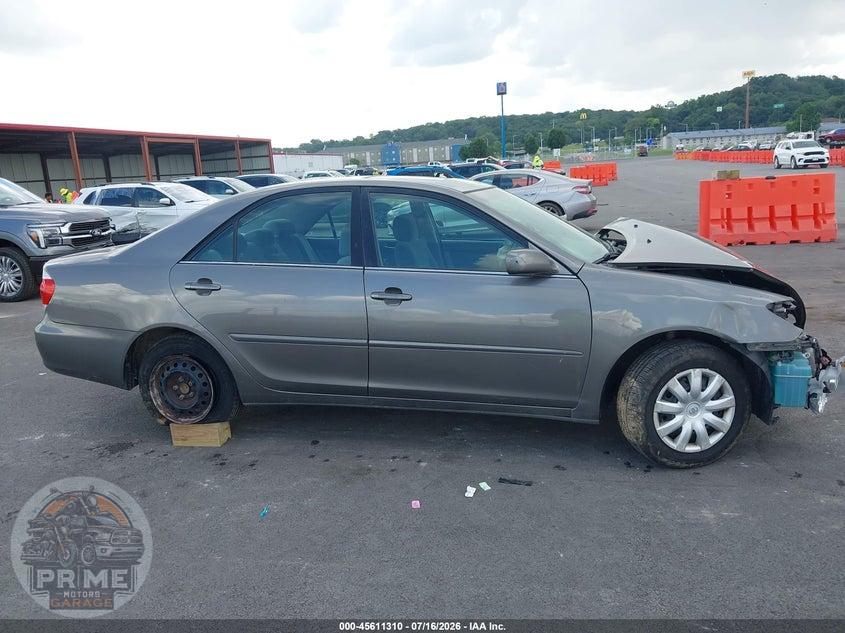 2006 TOYOTA CAMRY LE/XLE/SE — фото 14