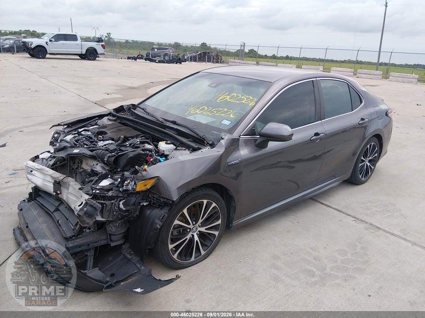 2018 TOYOTA CAMRY HYBRID SE — фото 2