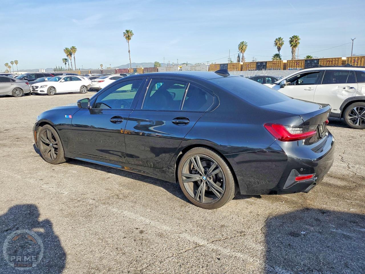 2022 BMW 3 SERIES — фото 2