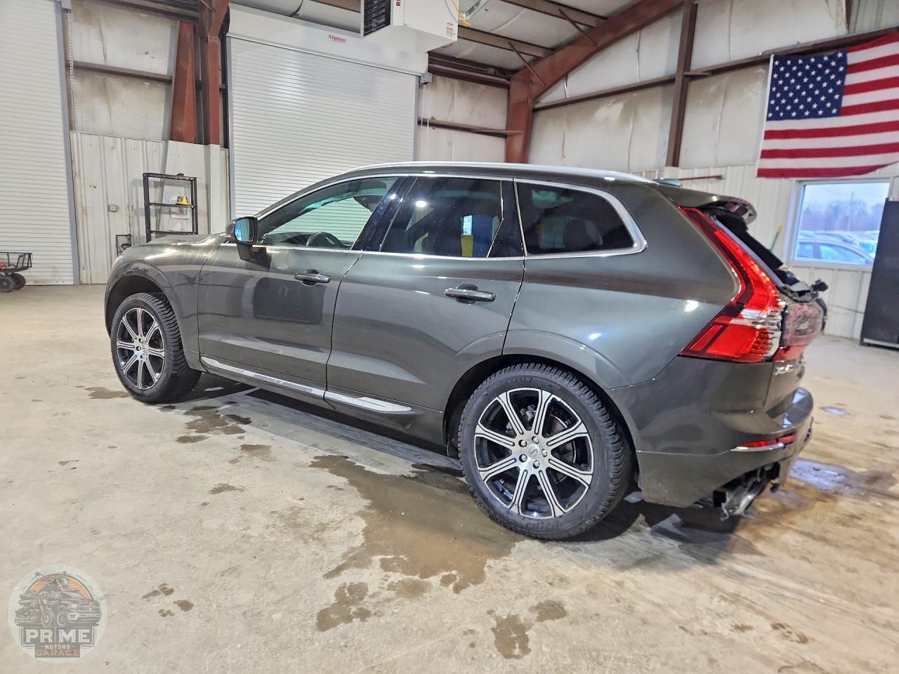 2021 VOLVO XC60 — фото 2
