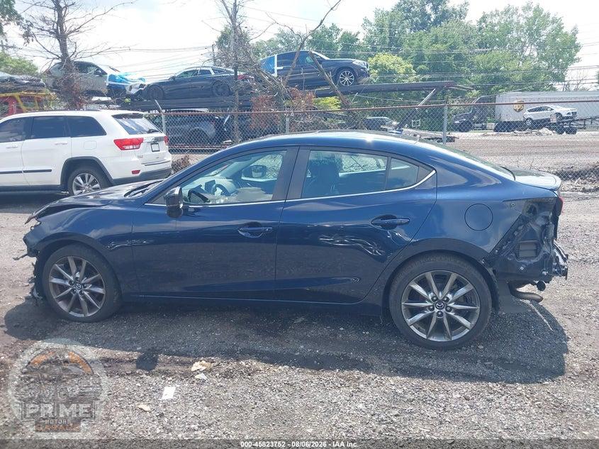 2018 MAZDA MAZDA3 GRAND TOURING — фото 14