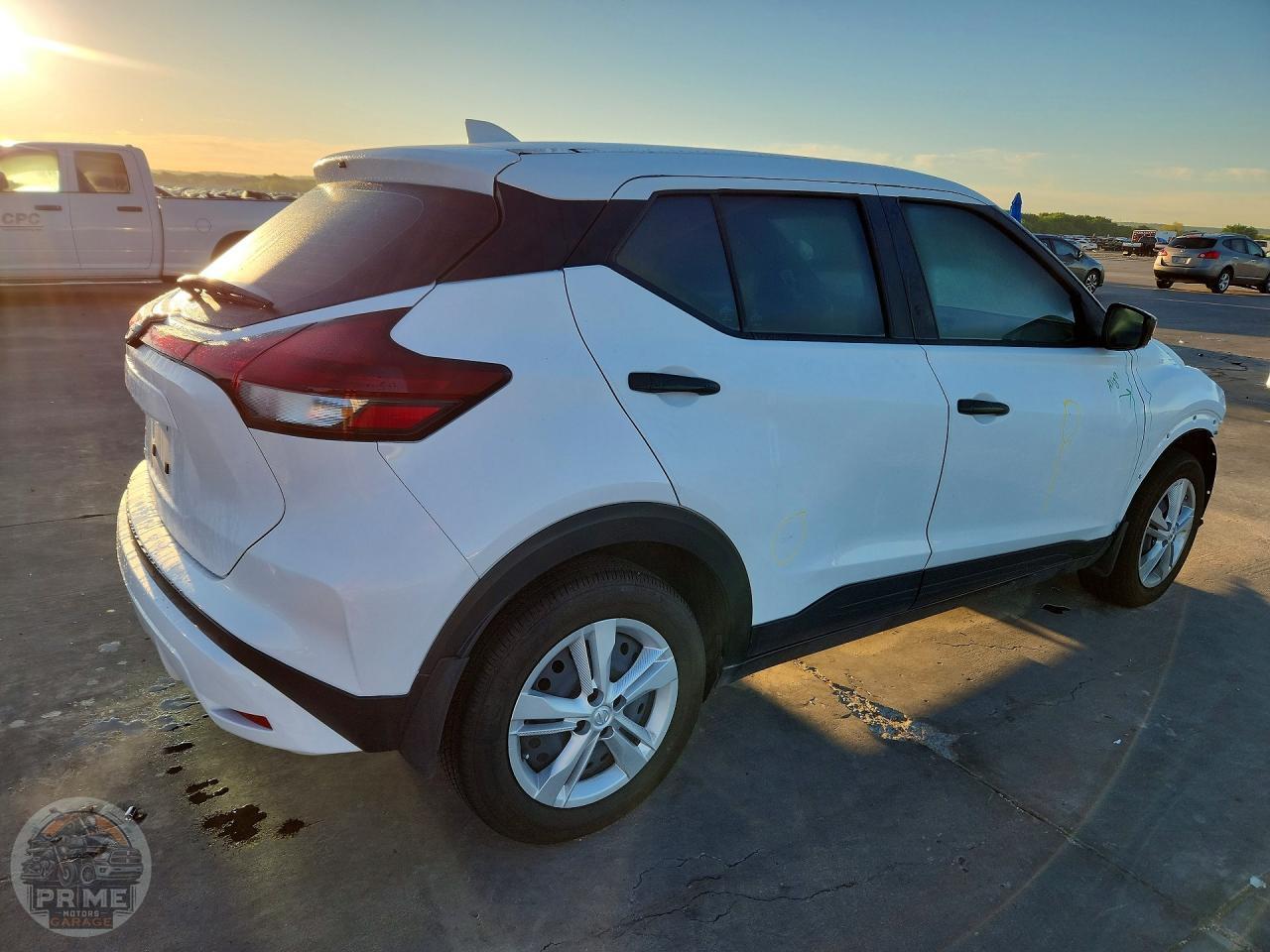2025 NISSAN KICKS — фото 3