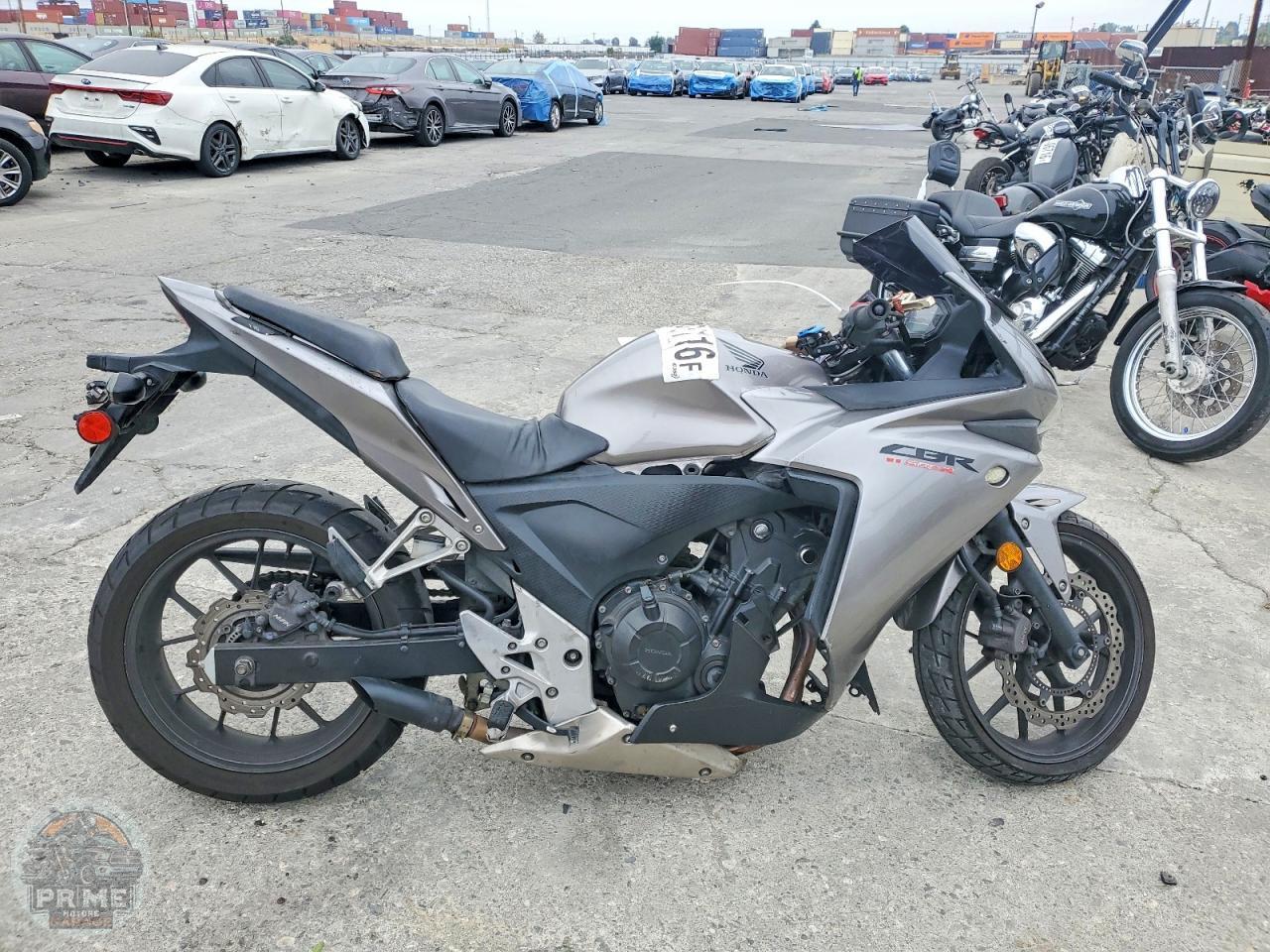 2015 HONDA CBR500 — фото 2