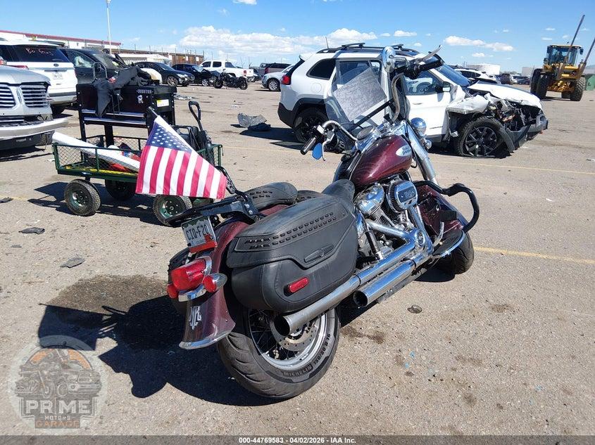 2022 HARLEY-DAVIDSON FLHCS (HERITAGE CLASSIC 114) — фото 4