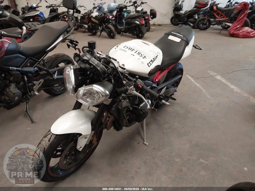 2014 TRIUMPH MOTORCYCLE STREET TRIPLE R — фото 2