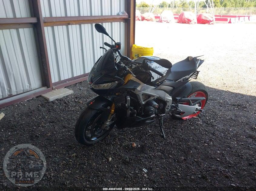2022 APRILIA TUONO V4 1100 FACTORY — фото 2